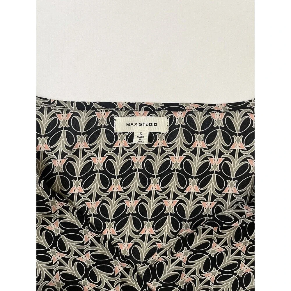 Max Studio Women’s Top Blouse Small Geometric Design Surplice Neck Tie Waist